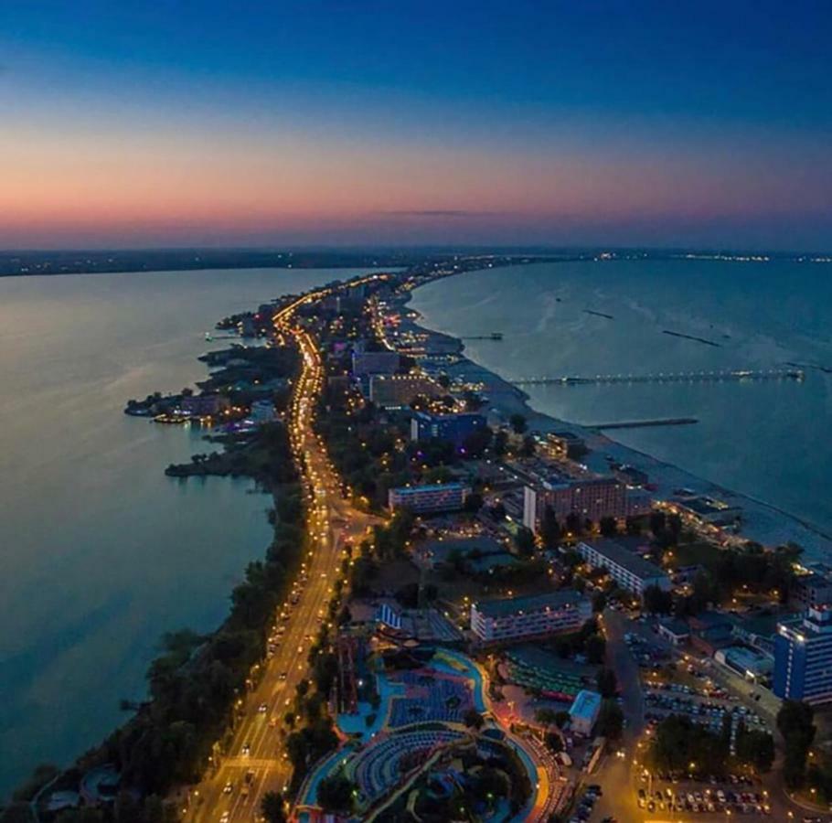 Donny Luxury Apartment Неводарі Екстер'єр фото